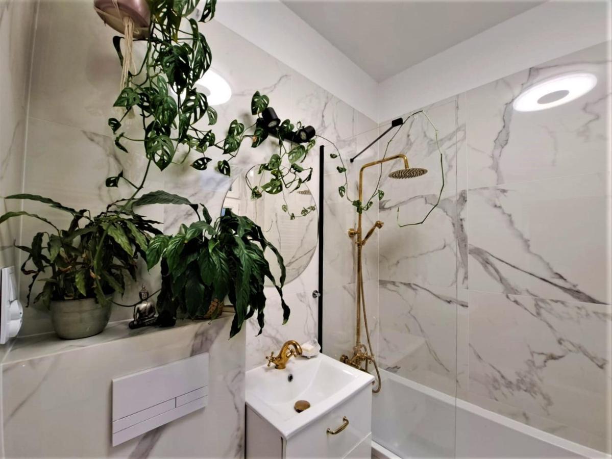Apartament Bohema Apartement With Private Parking *